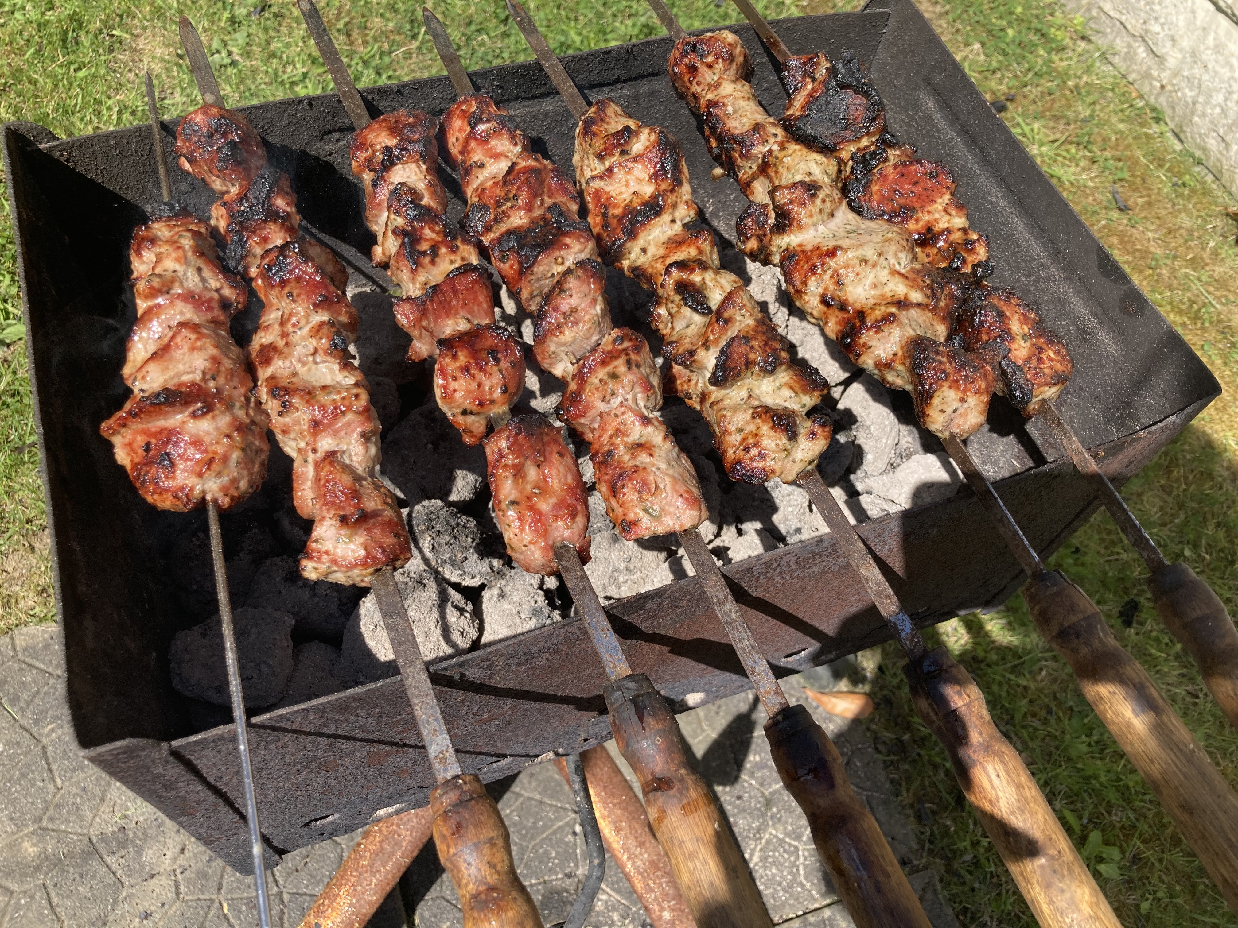 Gaiss iesils līdz +29 °C, Leinster un Munster dzeltenais brīdinājums