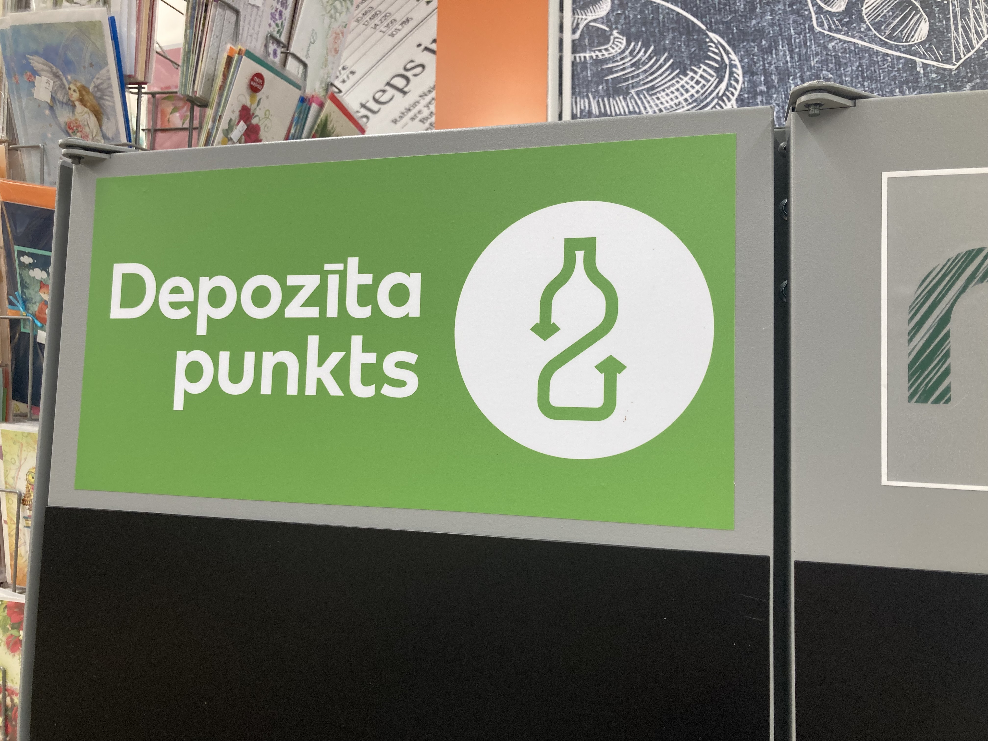 Lidostā “Rīga” atklās ziedojumu punktu depozīta iepakojumiem
