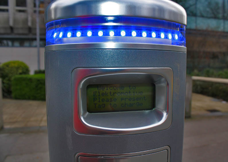Dublinā drīzumā būtiski palielināsies elektrisko auto uzlādes punktu skaits